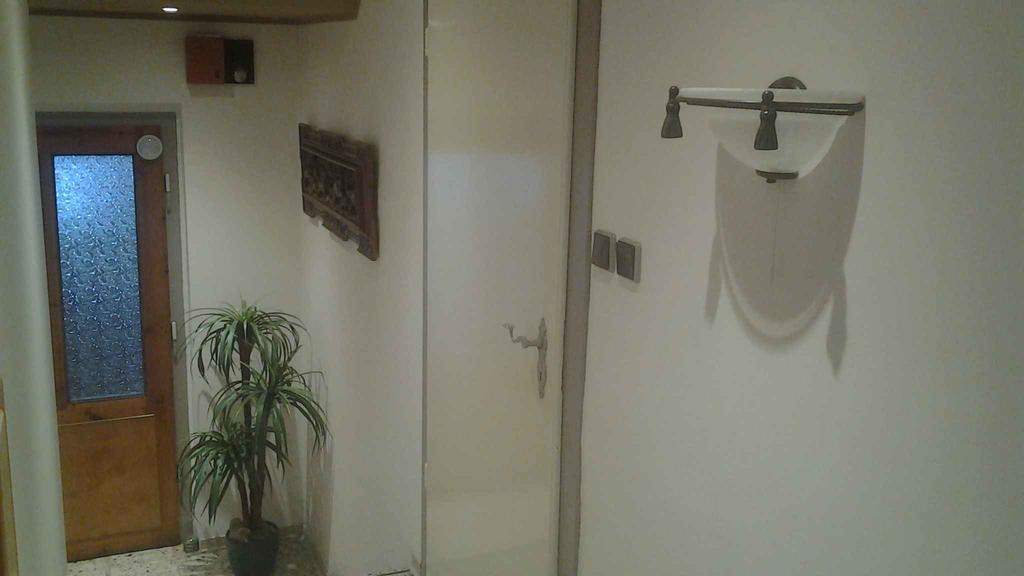 Ferienwohnung - Chayenne Apartment Mit 2 Schlafzimmern Klinga Екстер'єр фото